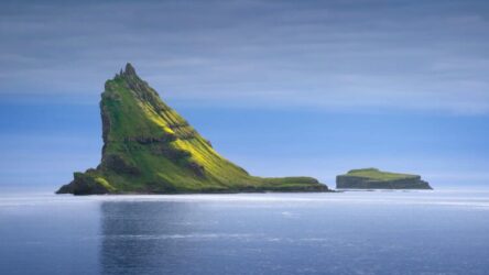 Arresterende foto’s Leg de magische sprookjesachtige landschappen van de Faeröer vast